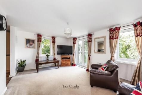 32 Redwood Place, TN13 2BE 009.jpg