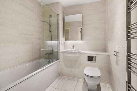 Experience the elegance of a contemporary bathroom, designed for luxury and comfort.
