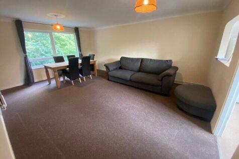 2-Bedroom Flat Available in Cambridge