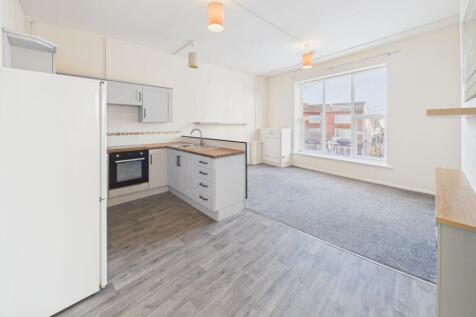 Open plan kitchen / living room