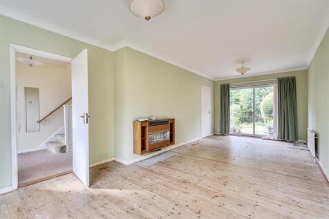 Living Room.jpg
