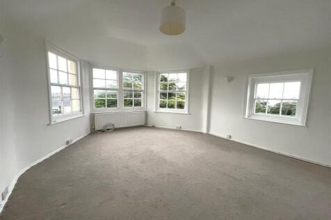 Living room.jpeg