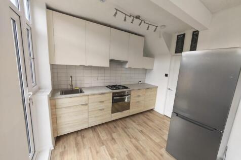 Valence Wood Road, Dagenham photo 5