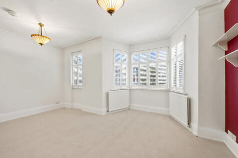 Guilford Avenue, Surbiton, KT5 photo 2
