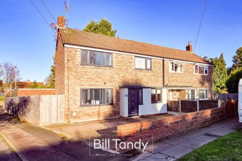 Lichfield, WS13 - property photo