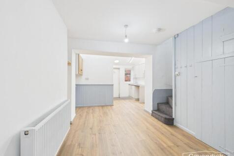 Living / Dining Area