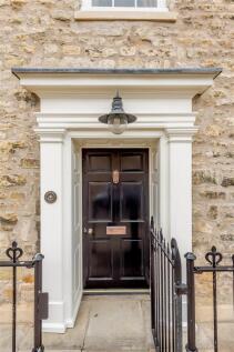 8388745-exterior04.jpg