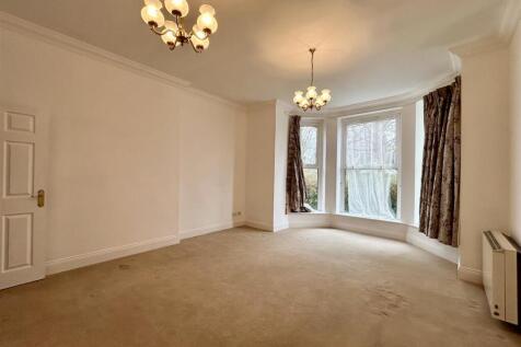 Living room.jpeg