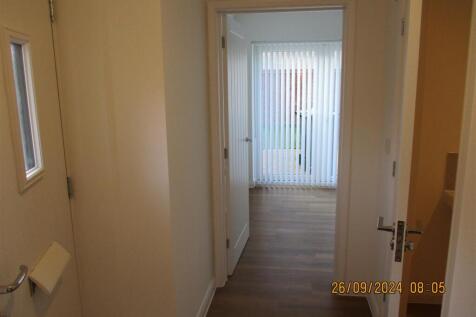 Crown Drive, Elsenham photo 4