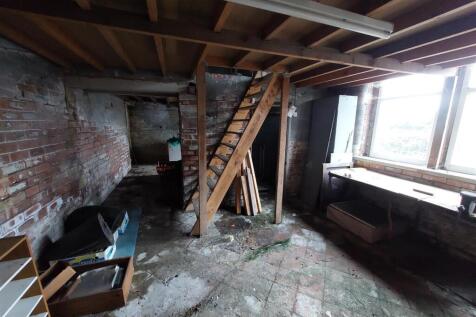 42 Leeds Road - 1.jpg