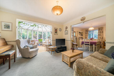 1329511-4-689368d...