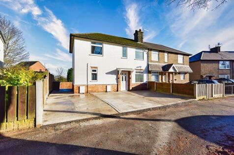 3-bed house on Arthur Crescent, Carlton, Nottingham, £1,250/mo