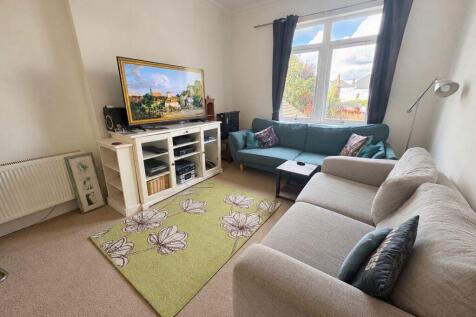 LOWTHER ROAD, CHARMINSTER photo 3
