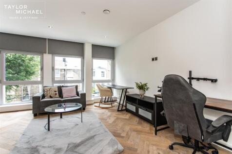 Kitchen / Living Room