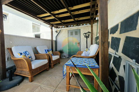 2 Bedroom Semi-Detached For Sale-FB140-2