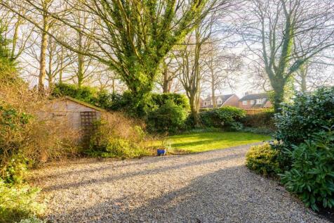 Rear garden/driveway