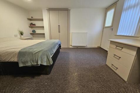 Beechwood Avenue, Burley, Leeds, LS4 2NA photo 3