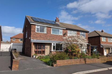 Sunny Bank Avenue - Mirfield (1).jpg