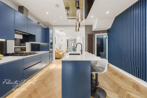 London, N7 - property photo