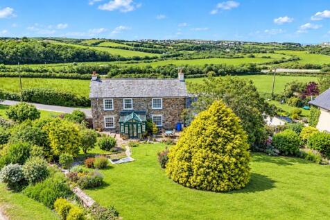 Hele Farmhouse