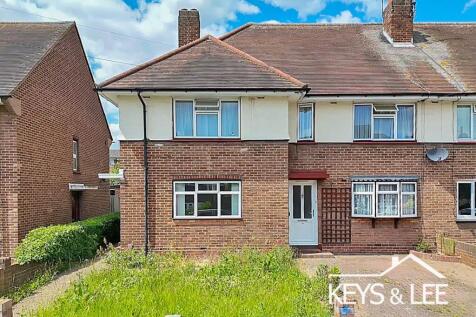 Romford, RM5 - property photo