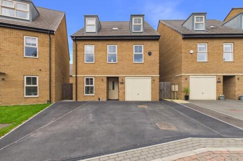 1- Rob Hammond EweMove Pontefract
