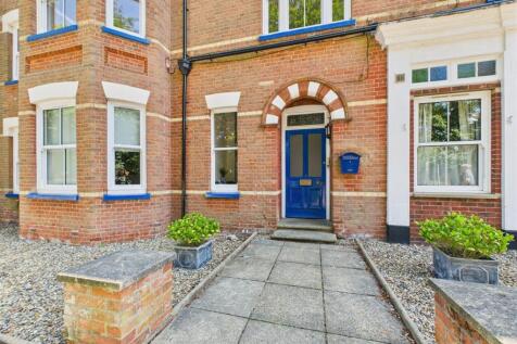 Click to visit Rightmove listing