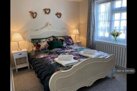 Saffron Court, Sherborne, DT9 photo 4