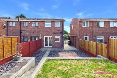 Rosecroft Gardens, Swadlincote (26).jpg