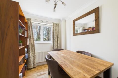 CAM05546G0-PR0051-STILL030