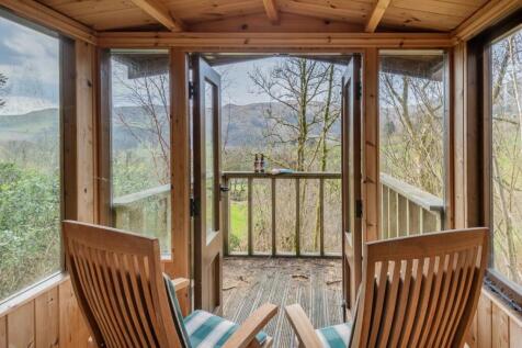 Middle Holme Summer House