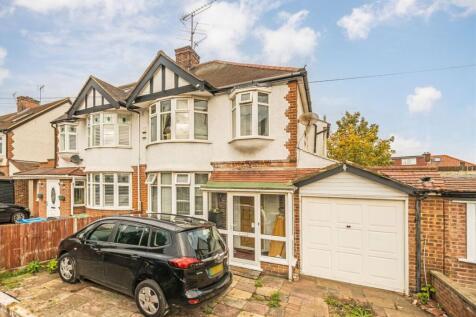 Surbiton, KT5 - property photo