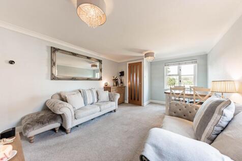 Living Room (1)