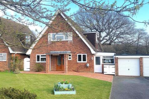 33 Eastergate - Front.jpg