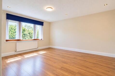 unfurnished_livin...