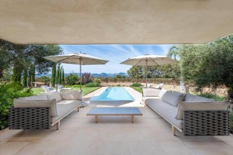 Covered Terrace