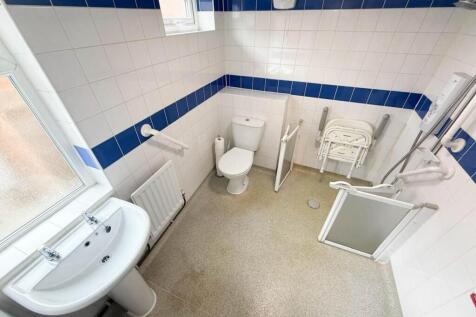 Ground Floor Wet Room