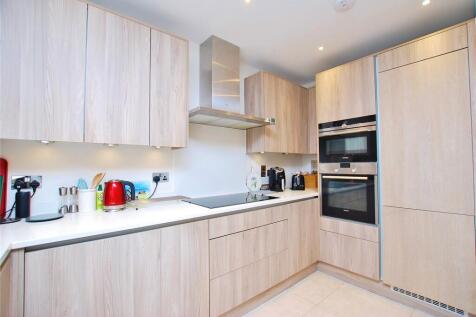 Albury Road, Guildford, Surrey, GU1 photo 3