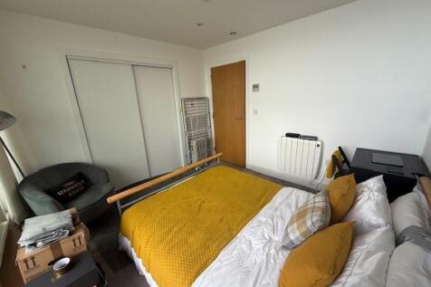 Ladyisle House, Prospect Place, 5th Floor (Ref.1036) photo 5