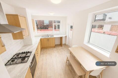 Truro Road, Liverpool, L15 photo 5