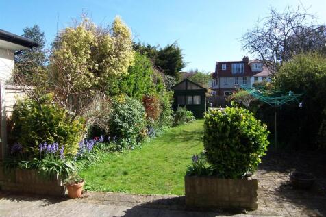 Hoppingwood Avenue, New Malden photo 4