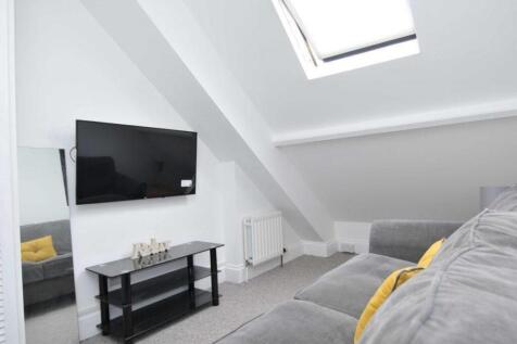 8 Napier Terrace, Maisonette photo 3