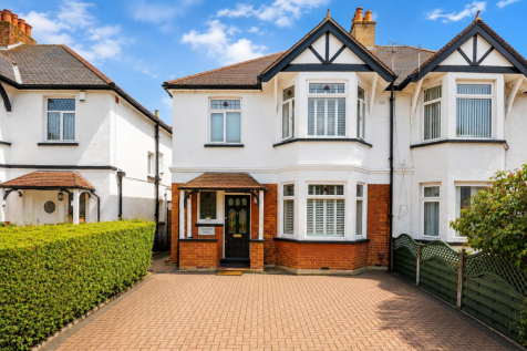 Staines-upon-thames[11], TW18 - property photo