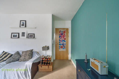 4690c526-2a0d-414...