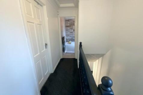 2 bed, 1 bath Semi-Detached in Sheffield - Photo 10