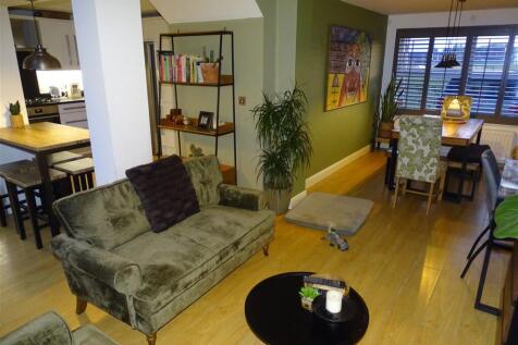 Living Area into Dining Area A