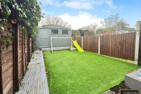 Rear Garden &amp; Garage