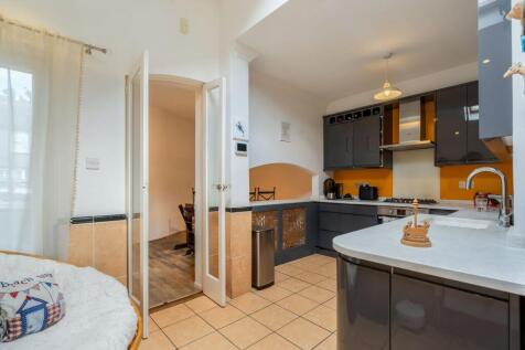 Property Image 16