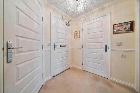 Greenacres Lodge, Warlingham, Surrey photo 4