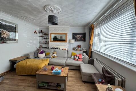 Windsor Close, Swadlincote, Derbyshire, DE11 photo 3